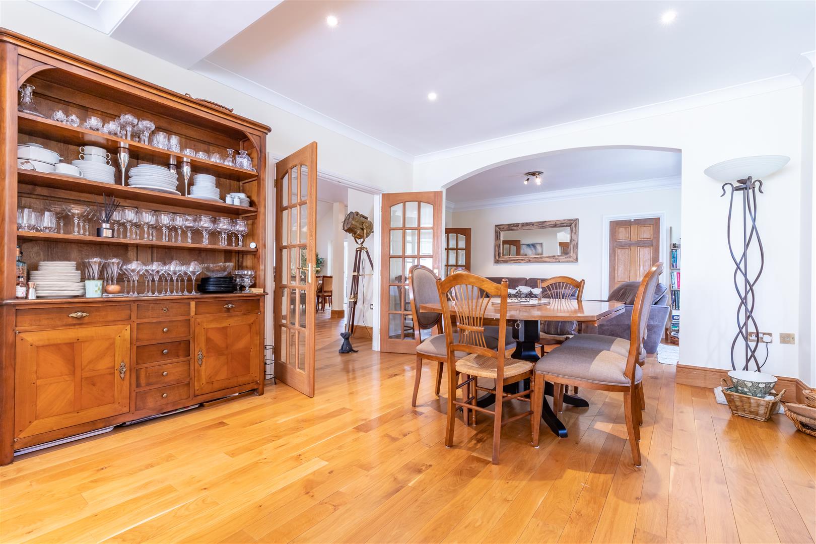 Property information Luxury & Prestige